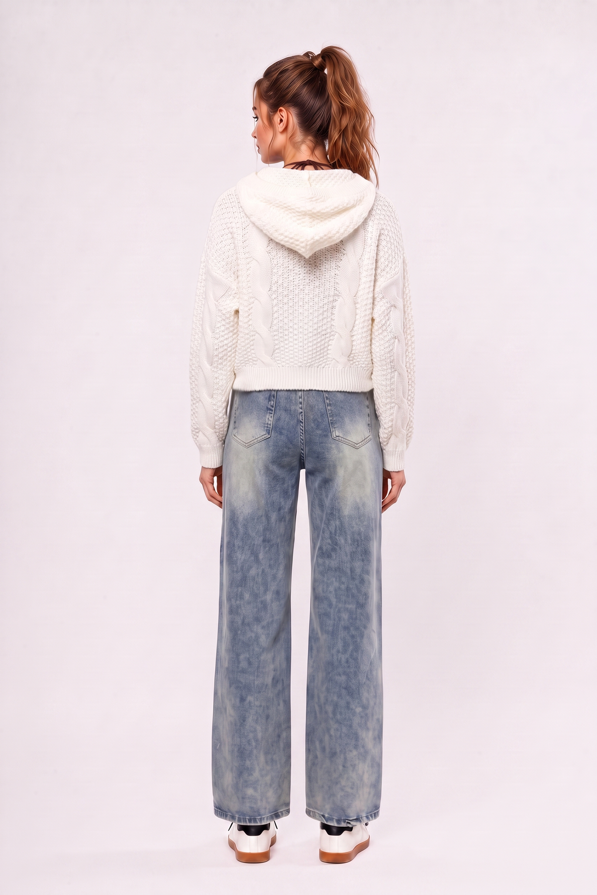 OFF WHITE
