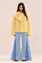 YELLOW AMARILLO