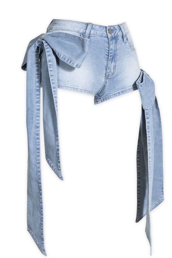 MEDIUM WASH