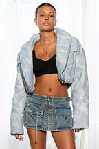 LIGHT BLUE