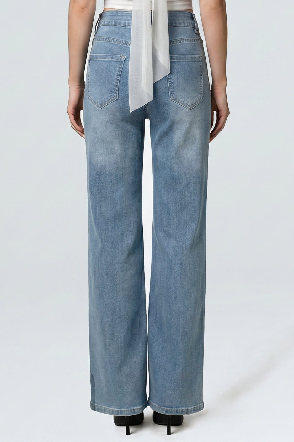 LIGHT DENIM
